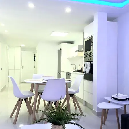 Sol Y Playa Apartment *